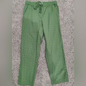 Green Flower Print Cute Pant!